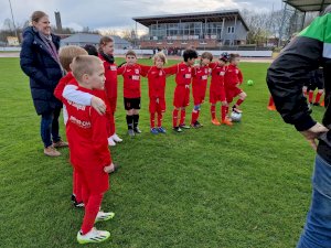 7498E73E-0CBF-4CC9-9632-16397BFD108F