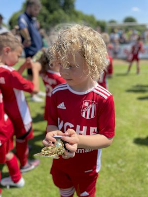 825DDA82-0FA6-4925-8FBC-D02ED28C6669