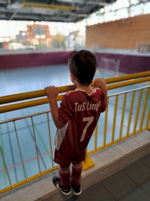 83FD76DC-F317-4957-A8D9-01F75993E0D4