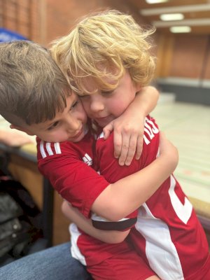 FD37AE0C-FE73-4696-8A64-298C401E1358