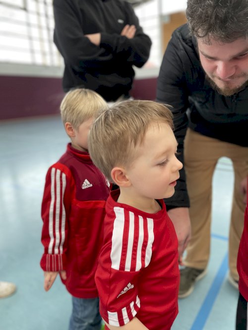 Hallenkreismeisterschaften der Minikicker